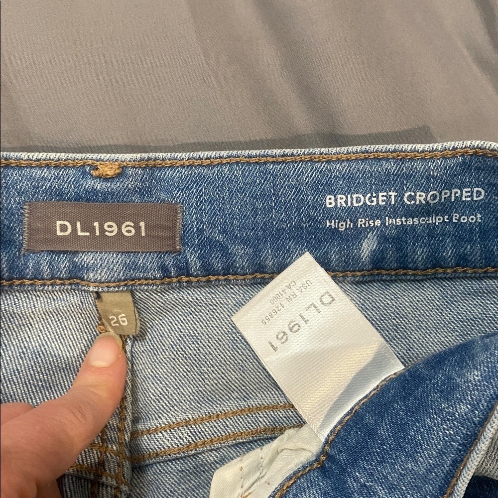 DL1961 Bridget Cropped Bootcut Jeans High Rise Wyndham Wash Size 26 - Picture 13 of 15